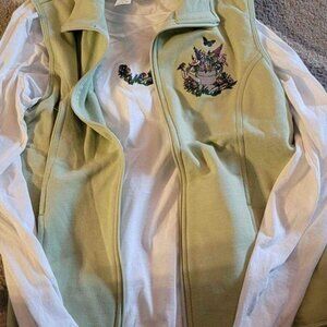 Womens size Large Garden Themed Shirt And Vest